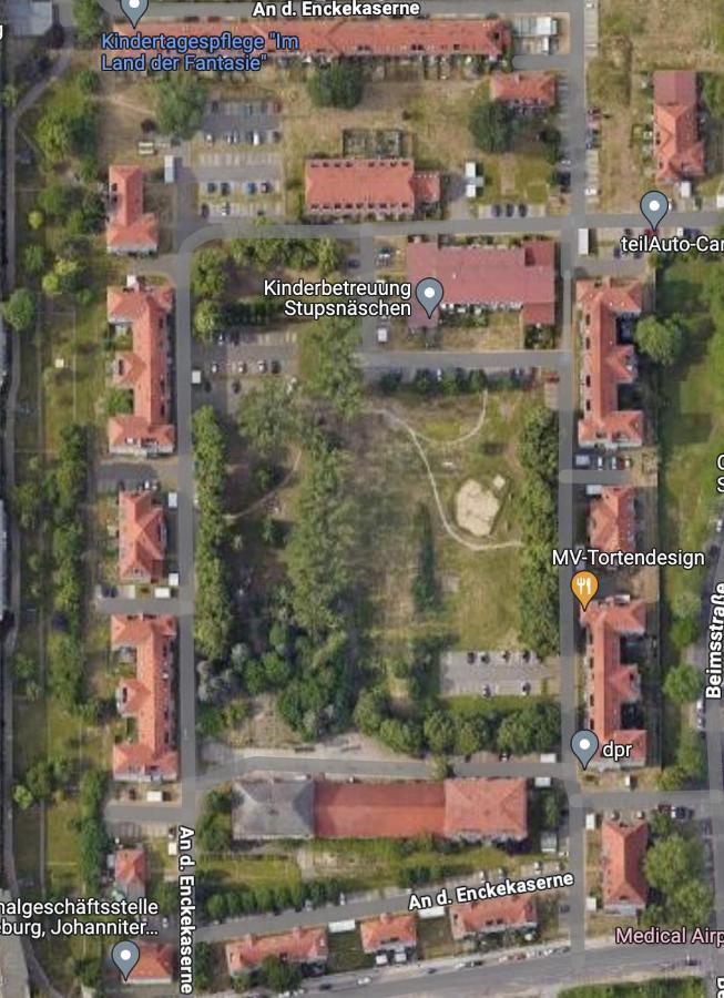 Ruhig - Privatparkplatz - Barrierearm Quiet - Private Car Park - Low Barrier Magdeburgo Exterior foto
